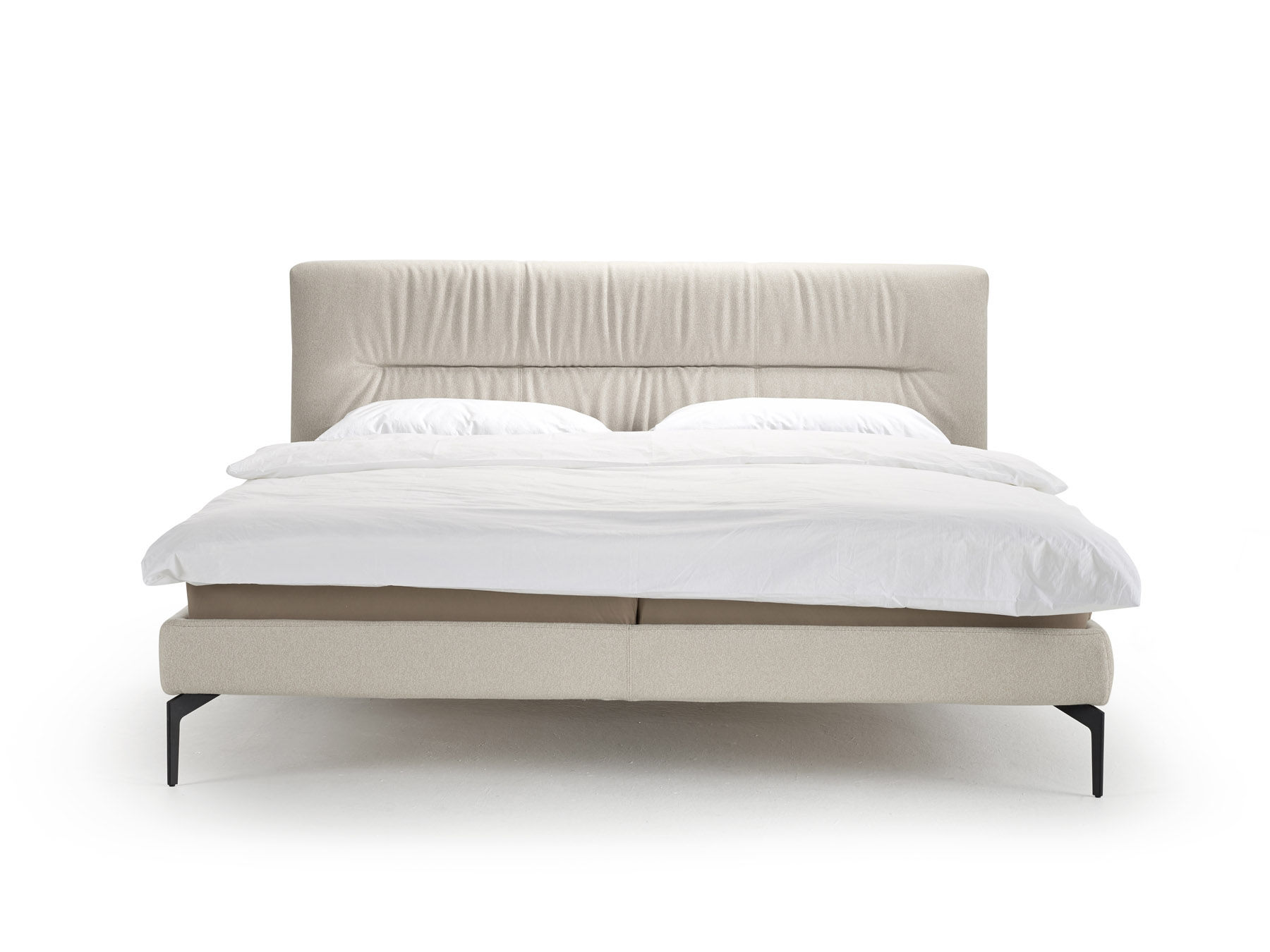 Möller Design Bett Groove 180 x 210 cm, Bezug: 402 dessert